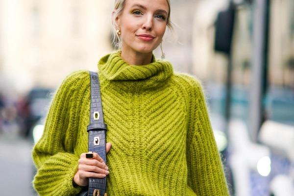 Warm and Stylish Women’s Sweaters for Fall